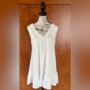 New Me White Boho Swimsuit Cover Up/Dress • Lace Trim• Size Medium
